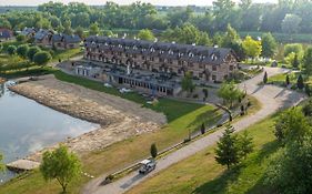 Miłocin Park Centrum Wypoczynkowo-Konferencyjne
